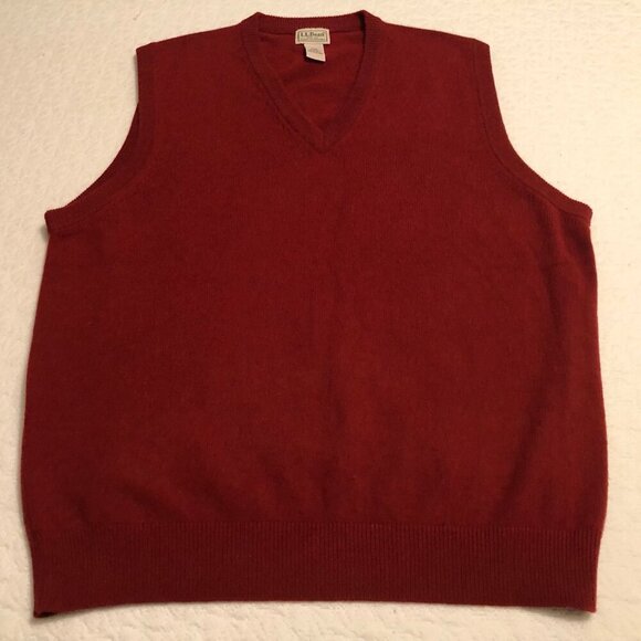 L.L. Bean Other - LL BEAN Vest Mens Size L Sweater 100% Pure Lambswool V-Neck Sleeveless Color Red